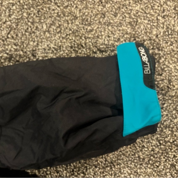 Billabong Turquoise Blue Black Women’s Snowboarding Winter Jacket Medium - Picture 3 of 6